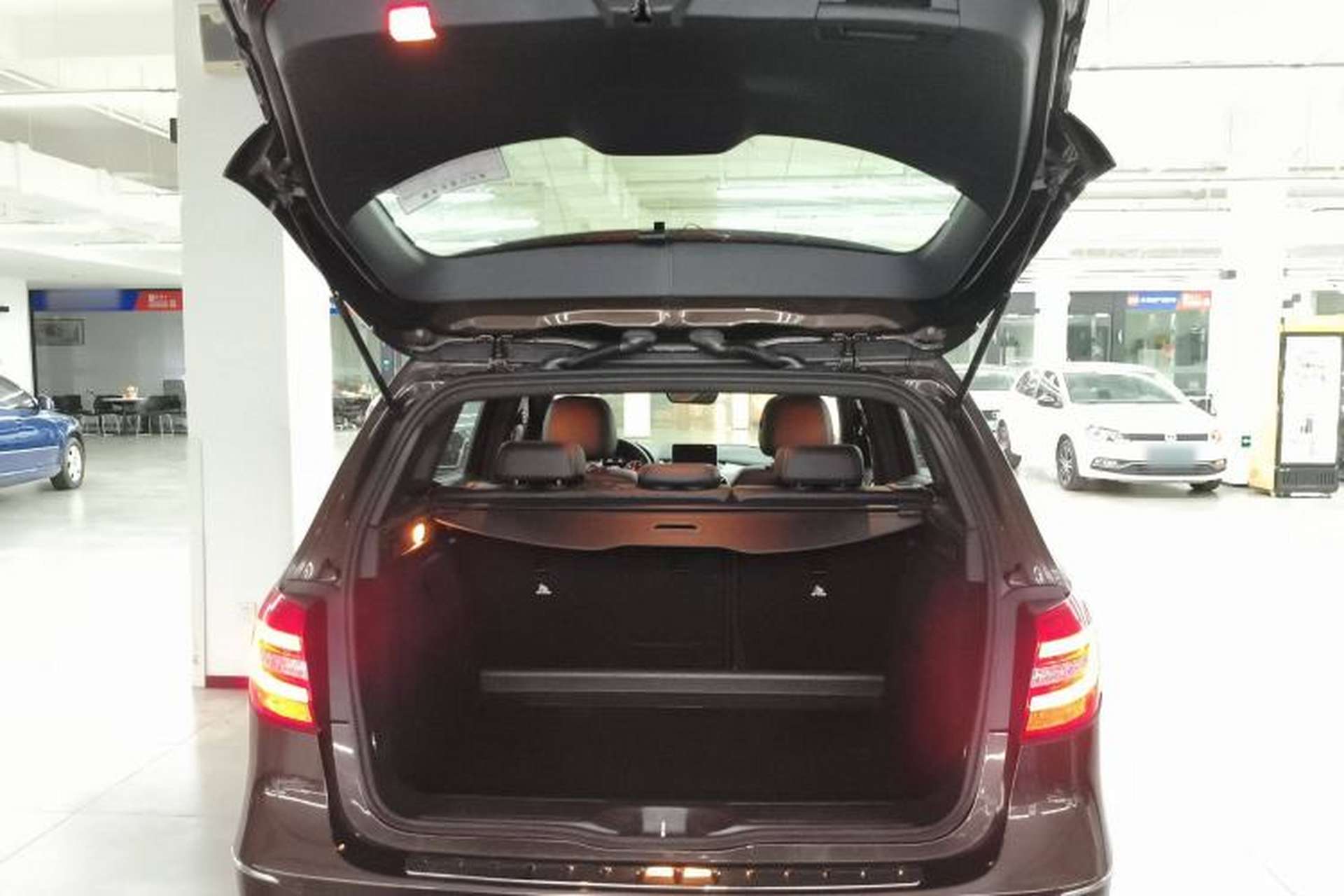 Used Mercedes-Benz B-Class 2012 B 200 Trunk