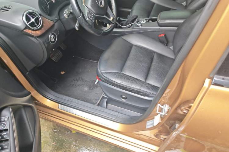 Used Mercedes-Benz B-Class 2012 B 200 Driver Seat