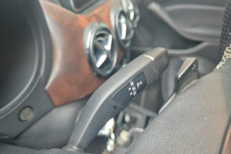 Used Mercedes-Benz B-Class 2012 B 200 Gear Lever