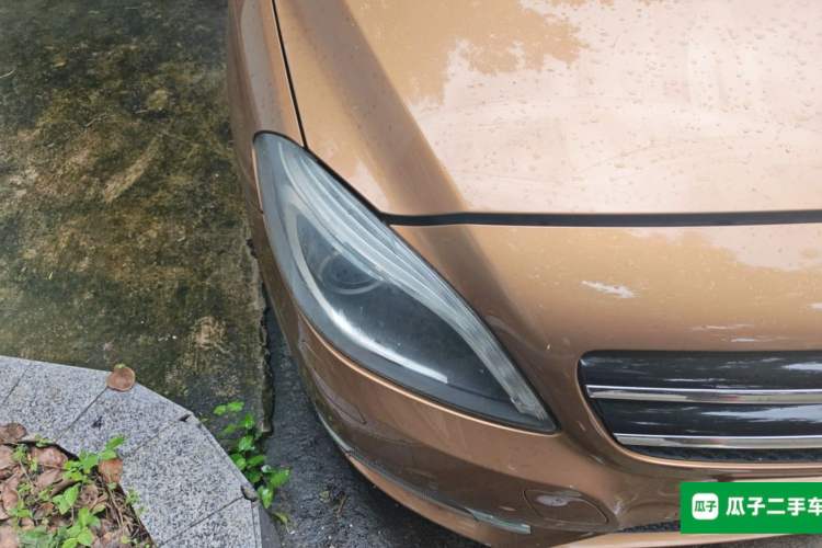 Used Mercedes-Benz B-Class 2012 B 200 Right Front Headlight