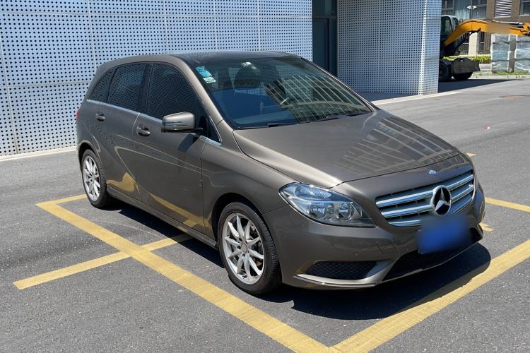 Used Mercedes-Benz B-Class 2012 B 180 Exterior 2