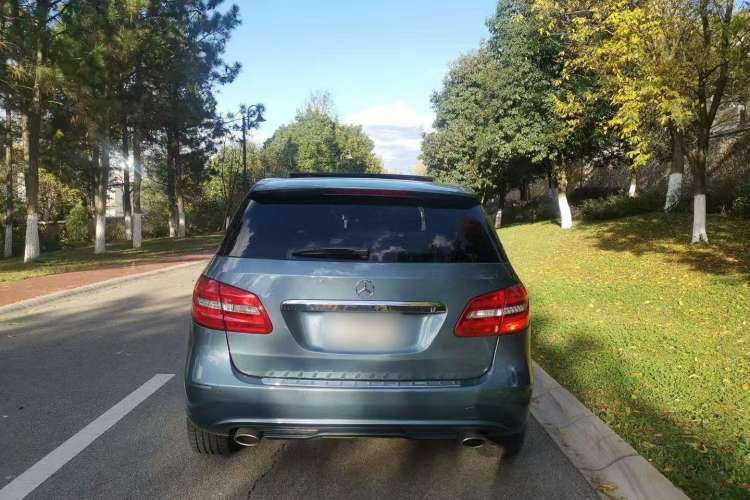 Used Mercedes-Benz B-Class 2012 B 200 Exterior 4