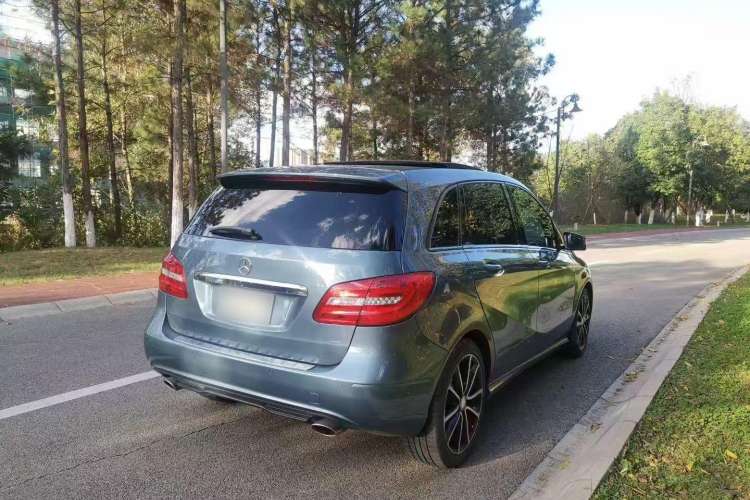 Used Mercedes-Benz B-Class 2012 B 200 Exterior 5
