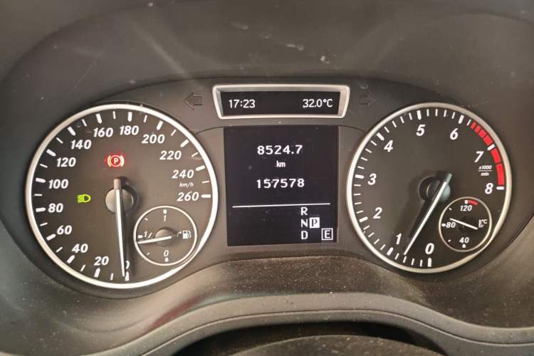 Used Mercedes-Benz B-Class 2012 B 180 Instrument Cluster