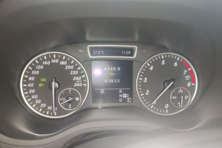 Used Mercedes-Benz B-Class 2012 B 180 Instrument Cluster