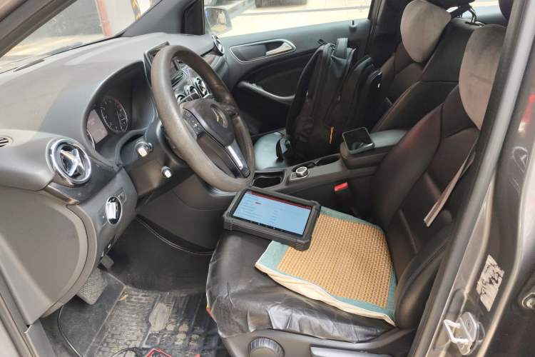 Used Mercedes-Benz B-Class 2012 B 180 Left Front Seat