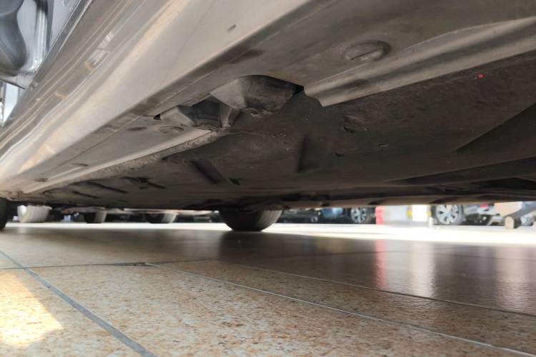 Used Mercedes-Benz B-Class 2012 B 180 Left Side Sill