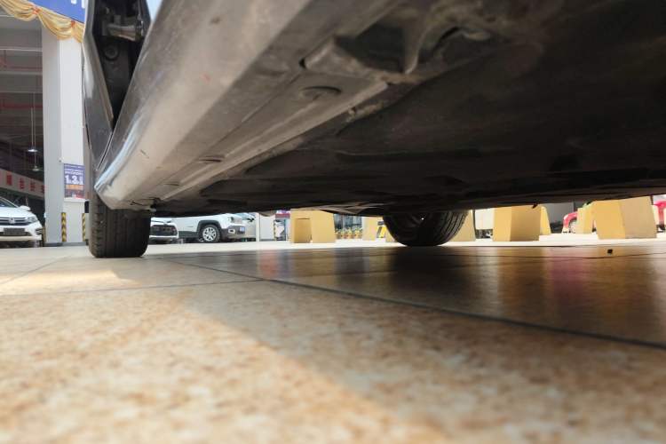 Used Mercedes-Benz B-Class 2012 B 180 Right Side Sill