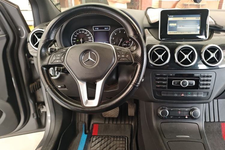Used Mercedes-Benz B-Class 2012 B 180 Steering Wheel