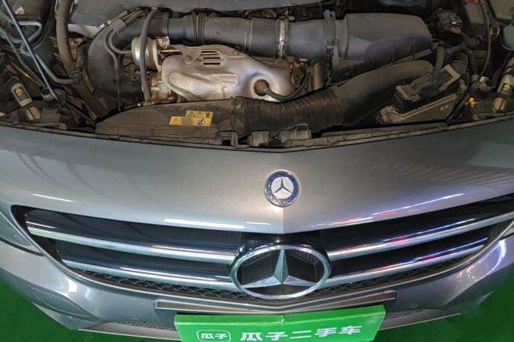 Used Mercedes-Benz B-Class 2012 B 200 Engine Bay