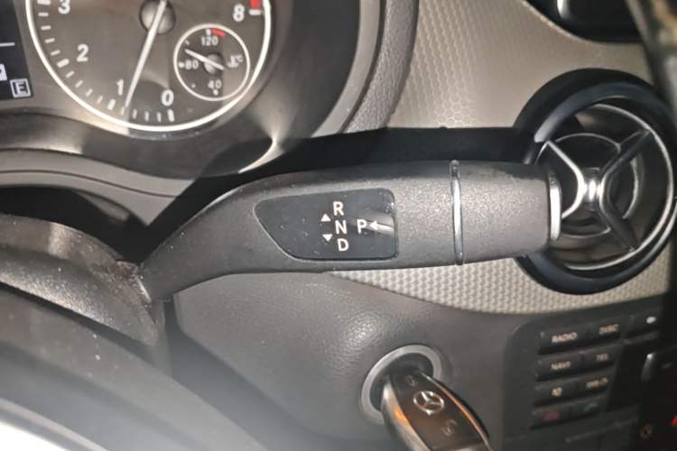 Used Mercedes-Benz B-Class 2012 B 200 Gear Lever