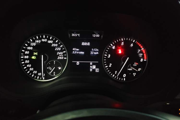 Used Mercedes-Benz B-Class 2012 B 200 Instrument Cluster