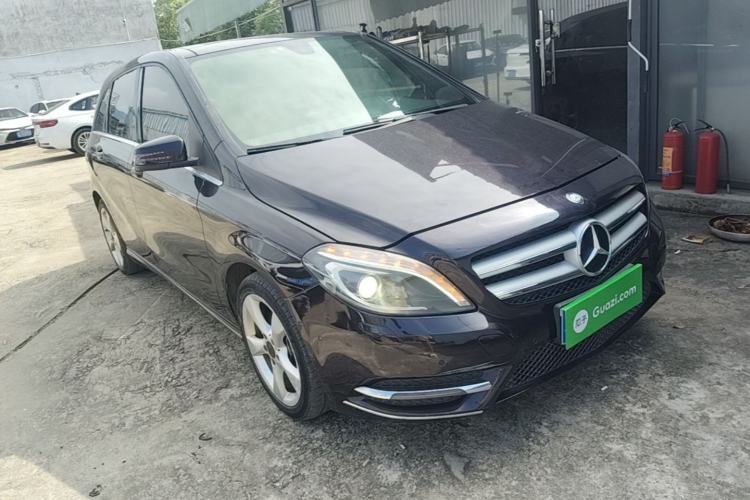 Used Mercedes-Benz B-Class 2012 B 200 Exterior 1