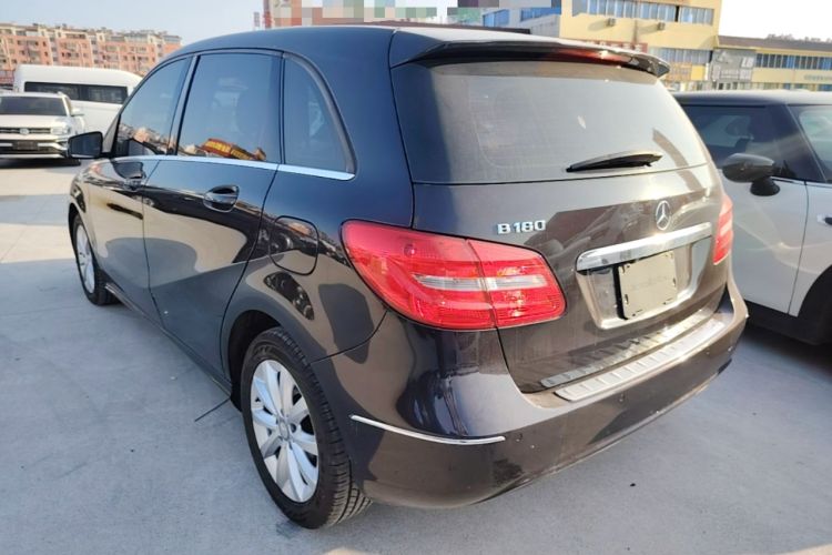 Used Mercedes-Benz B-Class 2012 B 180 Exterior 2