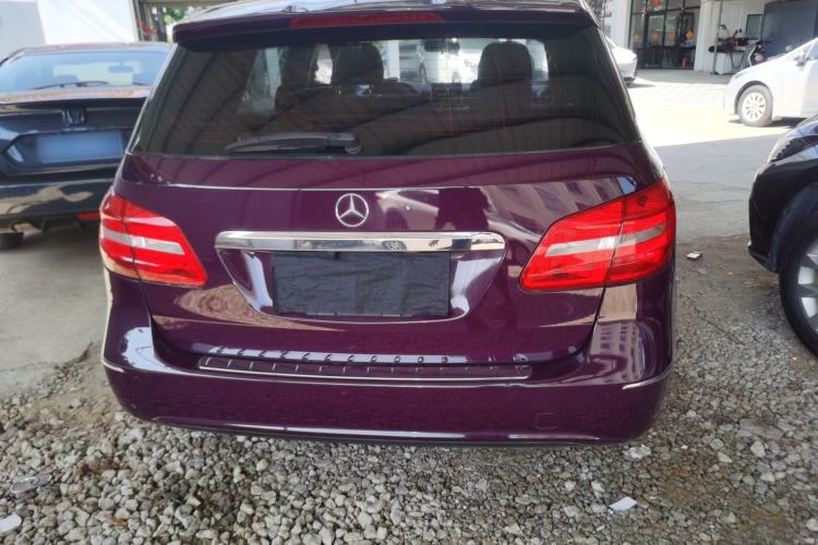 Used Mercedes-Benz B-Class 2012 B 180 Exterior 4
