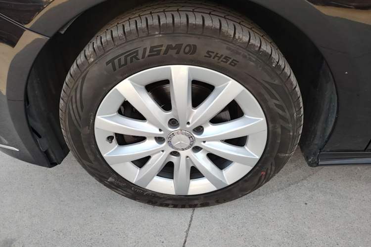 Used Mercedes-Benz B-Class 2012 B 180 Exterior 4