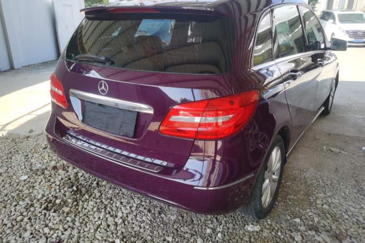 Used Mercedes-Benz B-Class 2012 B 180 Exterior 5