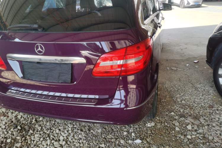 Used Mercedes-Benz B-Class 2012 B 180 Exterior 6