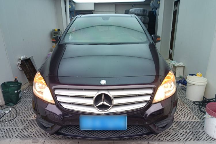 Used Mercedes-Benz B-Class 2012 B 180 Front