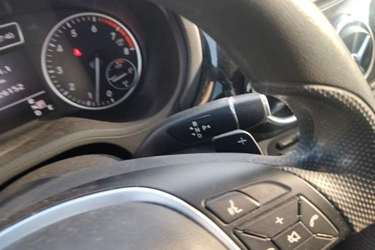 Used Mercedes-Benz B-Class 2012 B 180 Gear Lever