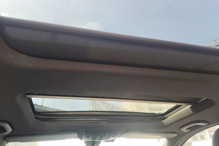 Used Mercedes-Benz B-Class 2012 B 200 Headliner