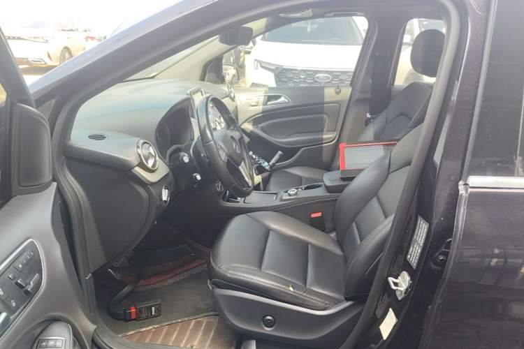 Used Mercedes-Benz B-Class 2012 B 200 Left Front Seat