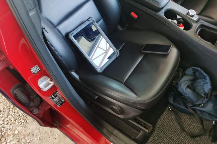 Used Mercedes-Benz B-Class 2012 B 180 Right Front Seat