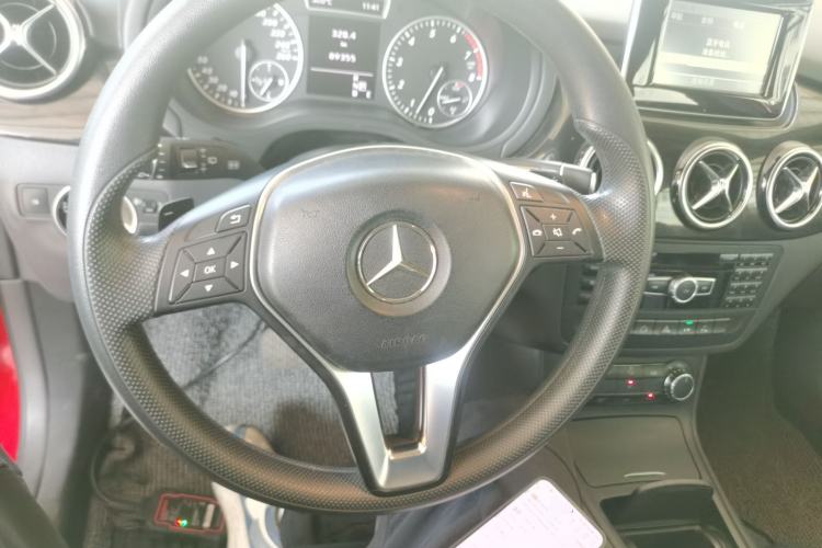 Used Mercedes-Benz B-Class 2012 B 180 Steering Wheel