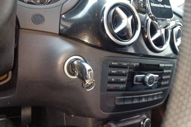 Used Mercedes-Benz B-Class 2012 B 180 Vehicle Key
