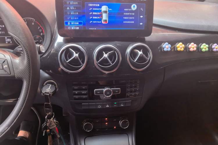 Used Mercedes-Benz B-Class 2012 B 180 Audio And AC Panel
