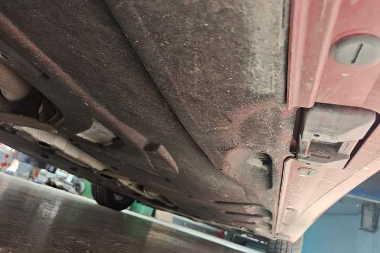 Used Mercedes-Benz B-Class 2012 B 200 Chassis Rear Right