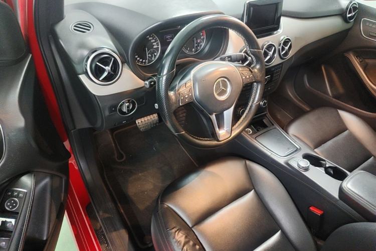 Used Mercedes-Benz B-Class 2012 B 200 Driver Seat