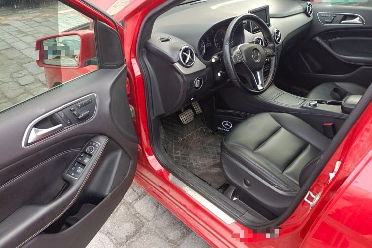 Used Mercedes-Benz B-Class 2012 B 200 Driver Seat
