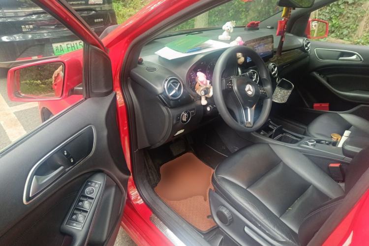 Used Mercedes-Benz B-Class 2012 B 180 Driver Seat