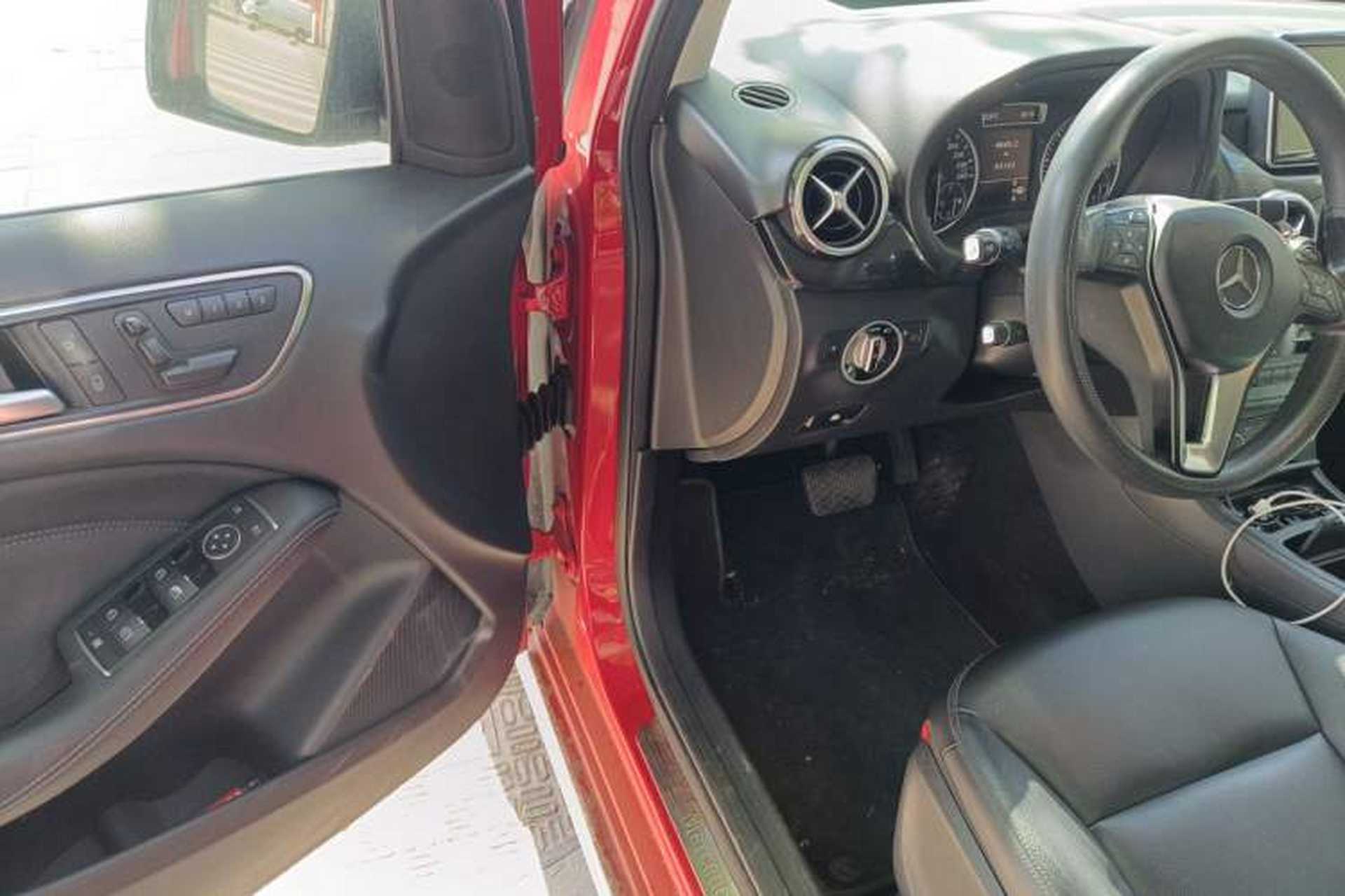 Used Mercedes-Benz B-Class 2012 B 180 Driver Seat