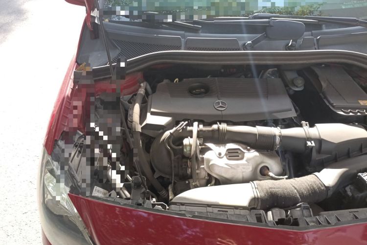 Used Mercedes-Benz B-Class 2012 B 180 Engine Bay Right