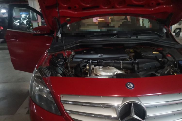 Used Mercedes-Benz B-Class 2012 B 180 Engine Bay Right