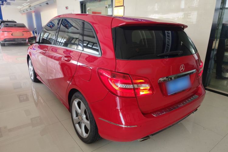 Used Mercedes-Benz B-Class 2012 B 200 Exterior 2