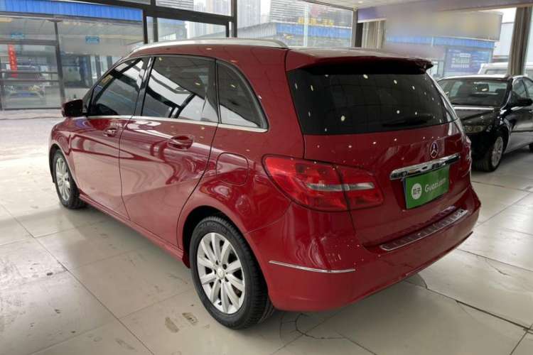 Used Mercedes-Benz B-Class 2012 B 180 Exterior 3