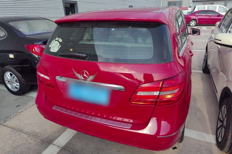 Used Mercedes-Benz B-Class 2012 B 180 Exterior 4