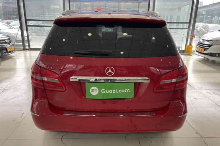 Used Mercedes-Benz B-Class 2012 B 180 Exterior 4