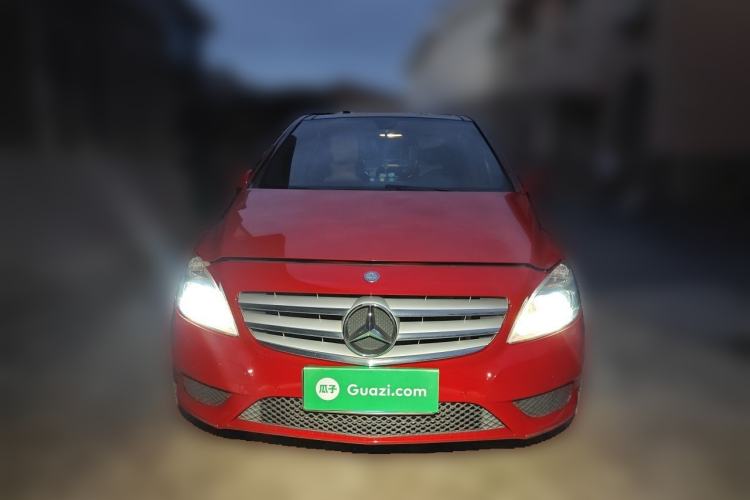 Used Mercedes-Benz B-Class 2012 B 180 Front