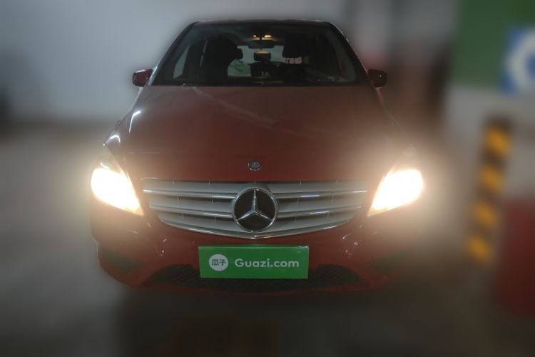 Used Mercedes-Benz B-Class 2012 B 180 Front