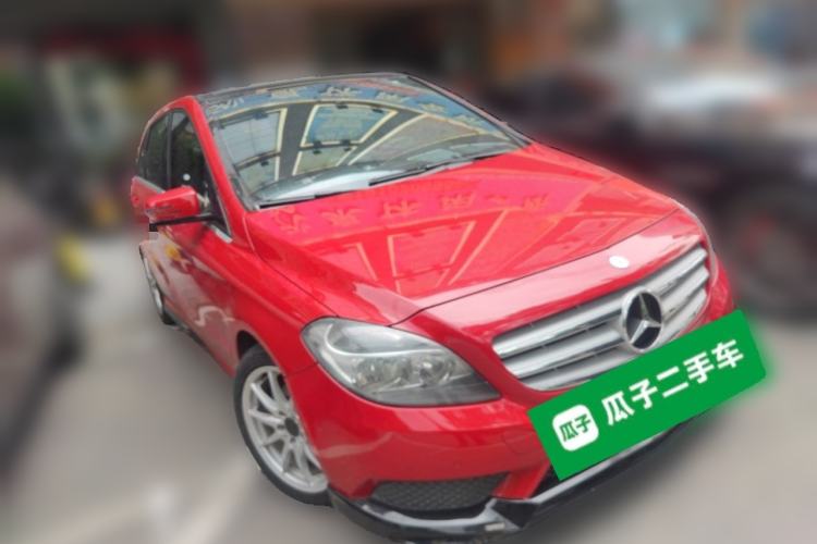 Used Mercedes-Benz B-Class 2012 B 180 Front Right 45 Deg