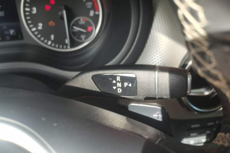 Used Mercedes-Benz B-Class 2012 B 200 Gear Lever