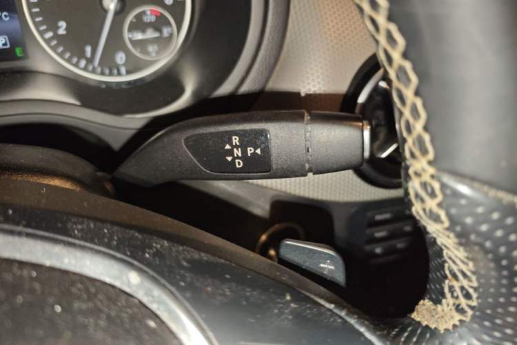 Used Mercedes-Benz B-Class 2012 B 200 Gear Lever