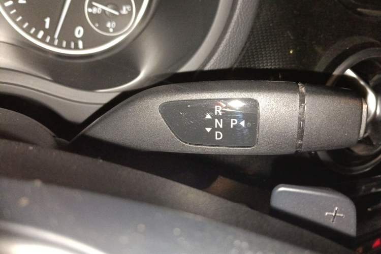 Used Mercedes-Benz B-Class 2012 B 180 Gear Lever