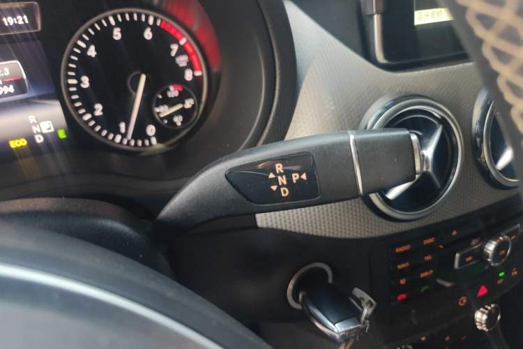 Used Mercedes-Benz B-Class 2012 B 200 Gear Lever