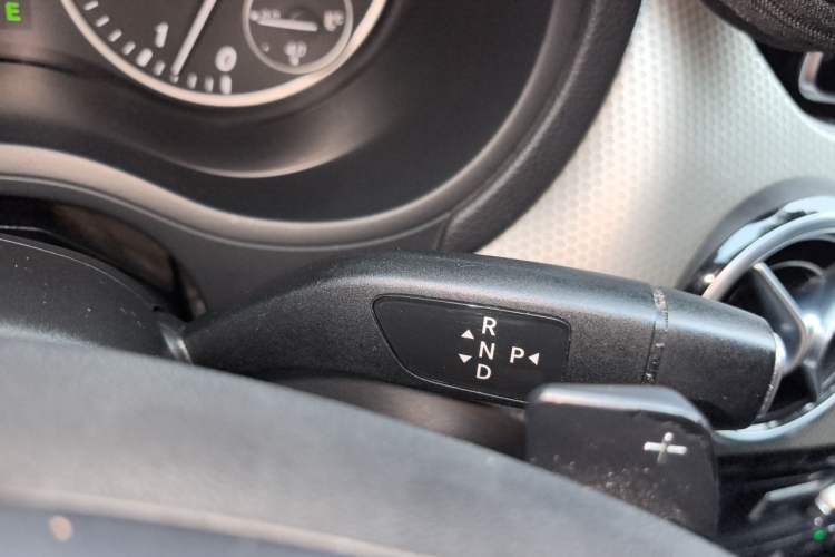 Used Mercedes-Benz B-Class 2012 B 200 Gear Lever