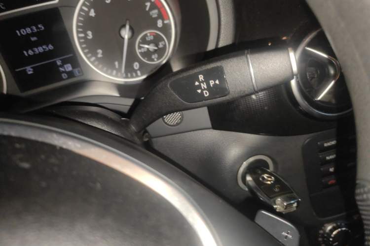 Used Mercedes-Benz B-Class 2012 B 180 Gear Lever
